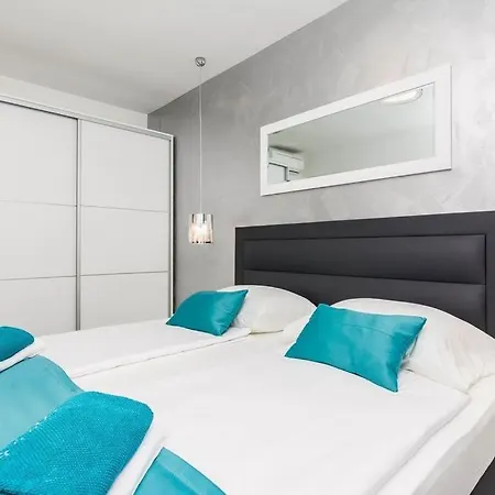 In With Seaview, Terrace, Air Condition, Wifi Hébergement de vacances