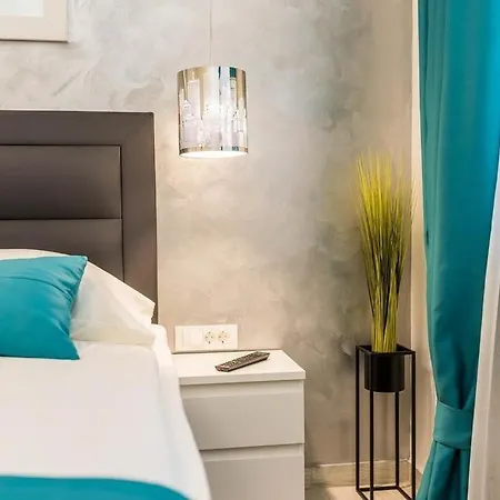 In With Seaview, Terrace, Air Condition, Wifi