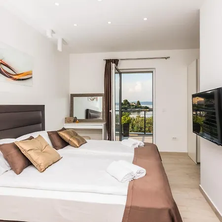 Holiday home In With Seaview, Terrace, Air Condition, Wifi *