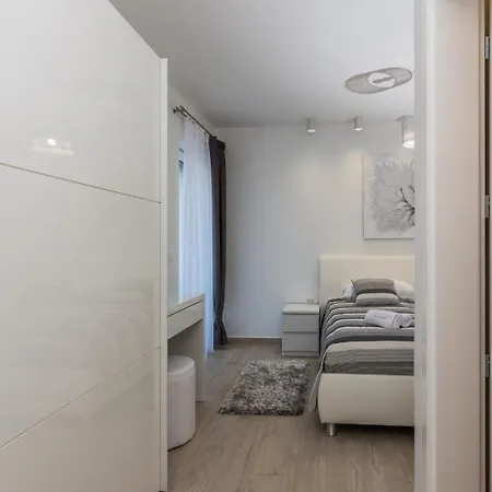 Holiday home In With Seaview, Terrace, Air Condition, Wifi *