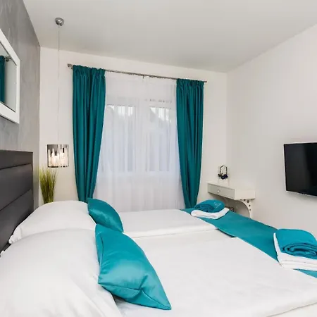 In With Seaview, Terrace, Air Condition, Wifi Holiday home Zdrelac