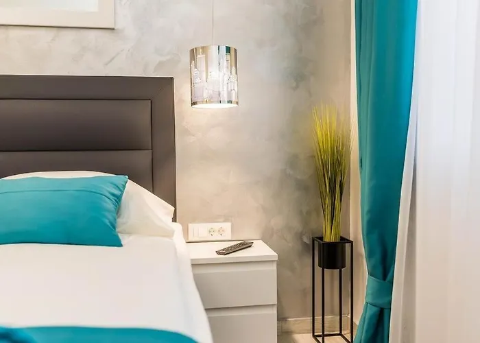 In With Seaview, Terrace, Air Condition, Wifi