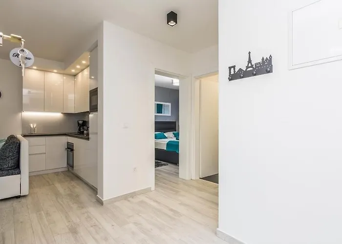 Дом отдыха In With Seaview, Terrace, Air Condition, Wifi *