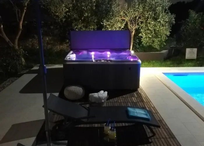 Дом отдыха In With Seaview, Terrace, Air Condition, Wifi Ждрелац