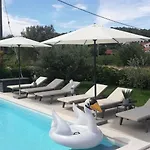 In With Seaview, Terrace, Air Condition, Wifi * Ždrelac